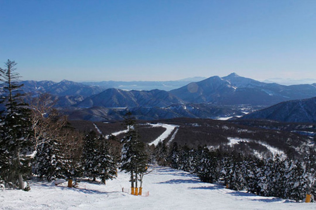 6 Reasons To Go Skiing In Fukushima (& Where To Go) - Fukushima Travel