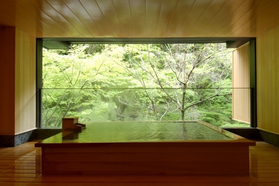 Suối Nước Nóng và Cảnh Đẹp ở Aizu