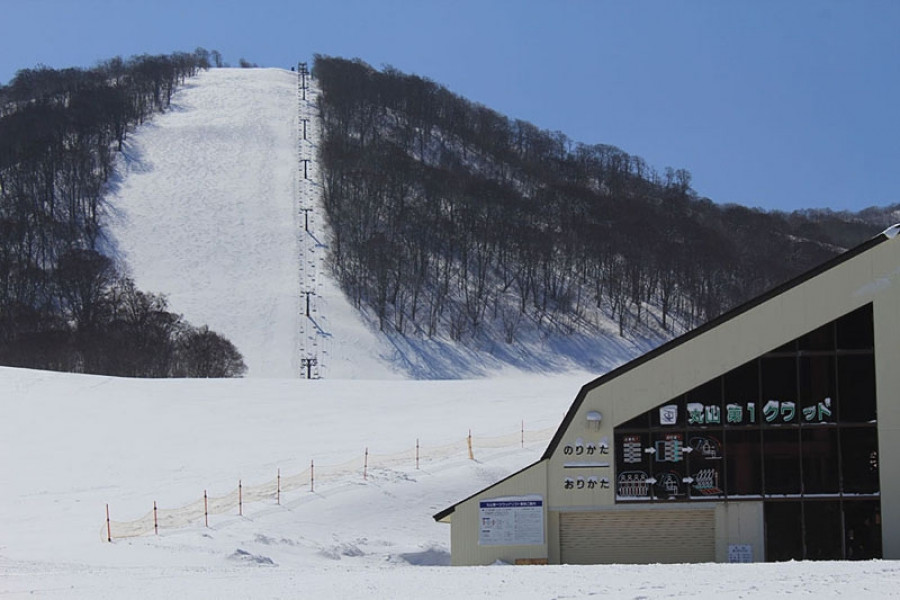 里磐梯猫魔滑雪场