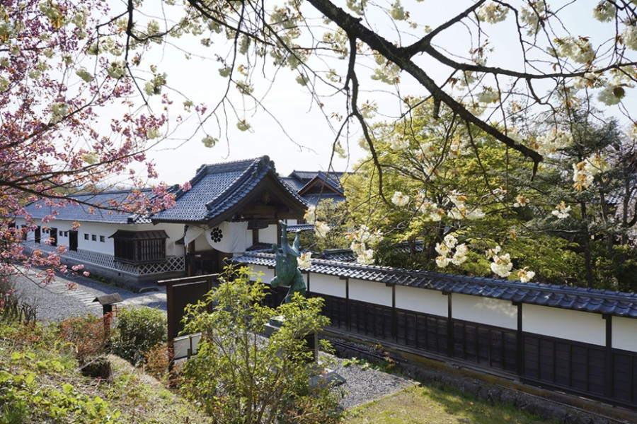 Aizu Bukeyashiki (Samurai Residence)