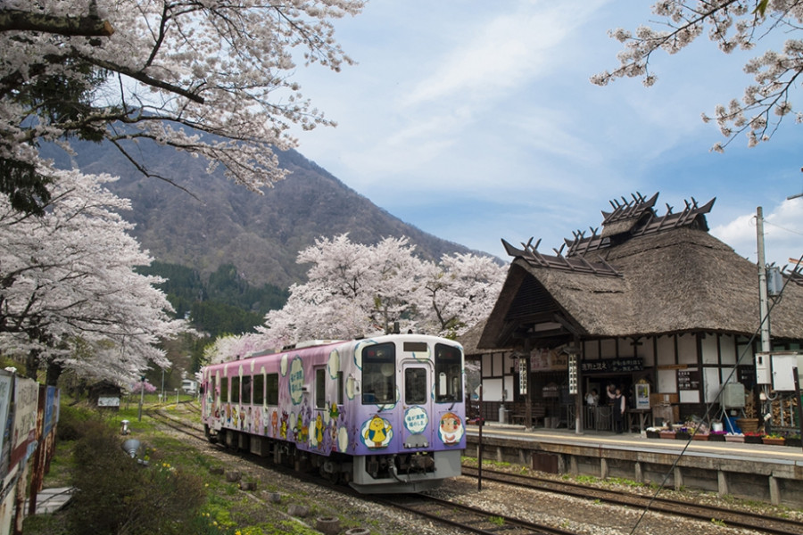 汤野上温泉站