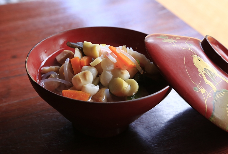 Kozuyu (Traditional local soup)